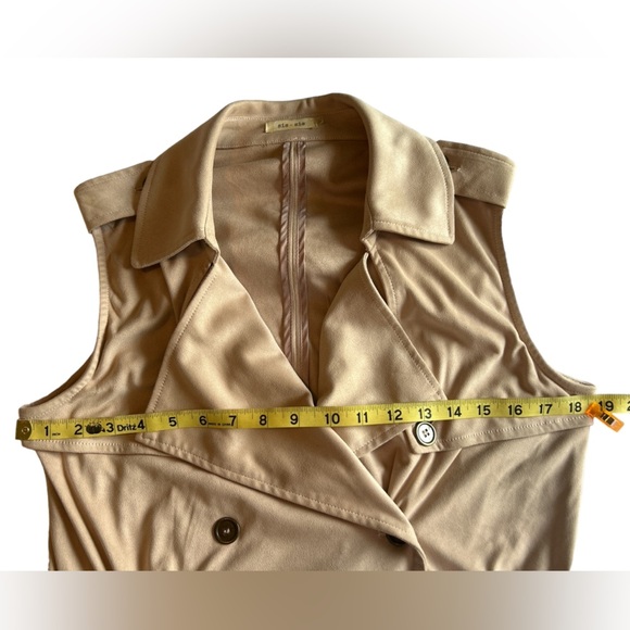 Pinkish/beige vest with cinch waist and collar size S - Picture 4 of 7